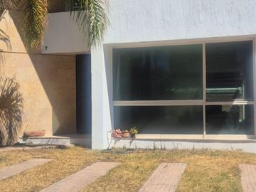 CASA EN RENTA EN GRAN JARDÍN
