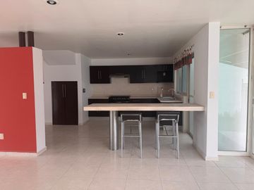 CASA EN RENTA EN GRAN JARDÍN