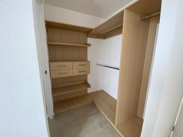 RENTA CASA VIÑEDOS,COND GINEBRA,3 Recamara,3 baños,cocina equipada