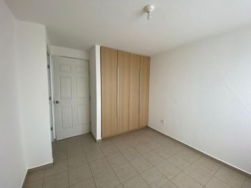 RENTA CASA VIÑEDOS,COND GINEBRA,3 Recamara,3 baños,cocina equipada