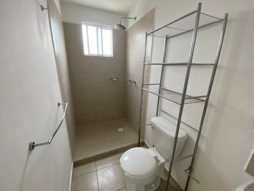 RENTA CASA VIÑEDOS,COND GINEBRA,3 Recamara,3 baños,cocina equipada