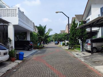 Rumah 2 Lantai Fasilitas Cluster Lengkap di Serenade Gading Serpong