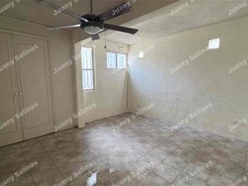 Casa en Venta en Mitras Norte – Ubicación Estratégica y Gran Potencial de Crecimiento - Cerca Sams Gonzalitos