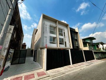 Proj.4 Quezon City For Sale 3 Storey Townhouse 4 Bedrooms near Katipunan RG