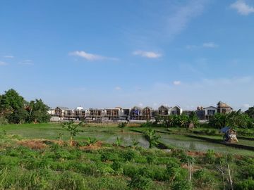 Dijual Tanah Premium Zona Pariwisata View Sawah di Kerobokan – Siap Bangun, Hak Milik