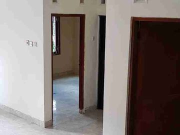 disewakan rumah 2 lantai strategis di dekat pasar Colombo jalan kaliurang