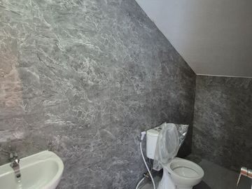 Langka Rumah Baru Gress 2 lantai Prapen Jemursari Hanya 1Man saja