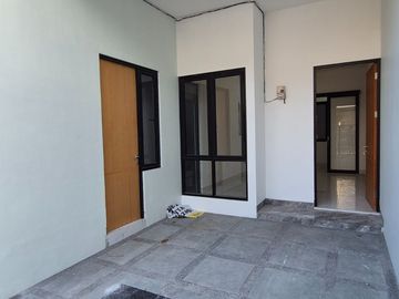Langka Rumah Baru Gress 2 lantai Prapen Jemursari Hanya 1Man saja