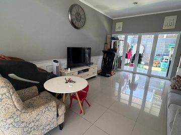 Jual Cepat!! Rumah Siap Huni di Paradise Regency Antapani Bandung Akses Mudah Bebas Banjir