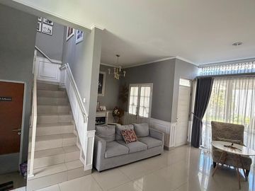 Jual Cepat!! Rumah Siap Huni di Paradise Regency Antapani Bandung Akses Mudah Bebas Banjir