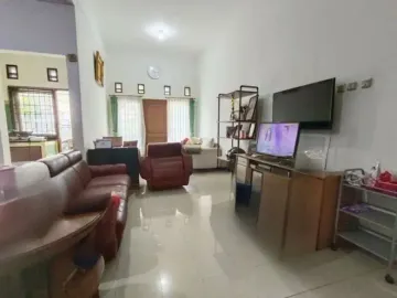 Rumah Murah Baru Renov di Komplek Mitra Dago Antapani Akses Cepat ke Arcamanik Cisaranten Bandung