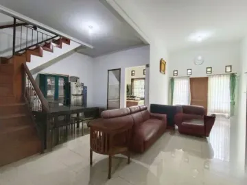 Rumah Murah Baru Renov di Komplek Mitra Dago Antapani Akses Cepat ke Arcamanik Cisaranten Bandung