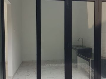 RUMAH CANTIK MODERN CLASIC DI KODAU PONDOK GEDE