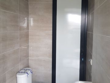RUMAH CANTIK MODERN CLASIC DI KODAU PONDOK GEDE