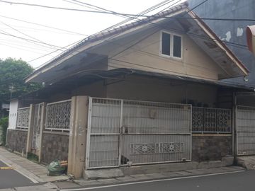 Dijual Rumah Kost di BPK Kebon Jeruk
