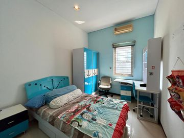 DIJUAL CEPAT! RUMAH HOOK MEWAH DI KENCANA LOKA BSD