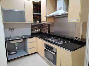 Dijual Rumah 2 Lantai Furnished Siap Huni di Green Lake City