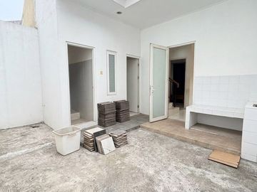 Rumah Sewa Furnished Siap Huni di Modernland Tangerang