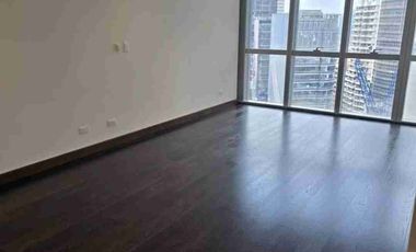 Park Central Towers 2 bedrooms 139 sqm