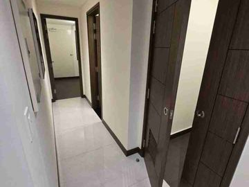 Park Central Towers 2 bedrooms 139 sqm