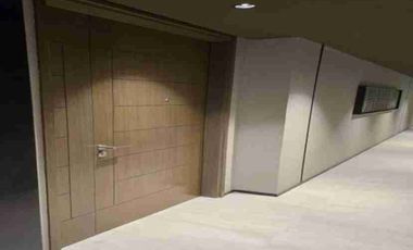Park Central Towers 2 bedrooms 139 sqm