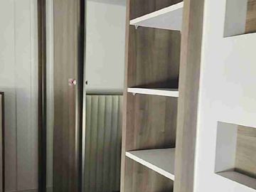 DISEWAKAN CEPAT DAN MURAH APARTEMEN CASA DE PARCO 1 BR / kamar FULL FURNISHED