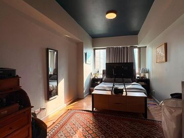 Own This Spacious 1-Bedroom Condo with Balcony in Joya Lofts & Towers, Rockwell  - RR1692