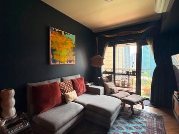 Own This Spacious 1-Bedroom Condo with Balcony in Joya Lofts & Towers, Rockwell  - RR1692