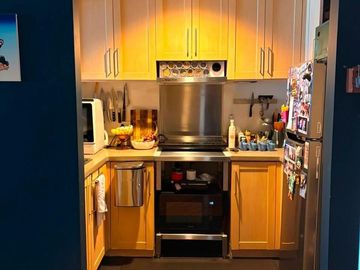 Own This Spacious 1-Bedroom Condo with Balcony in Joya Lofts & Towers, Rockwell  - RR1692