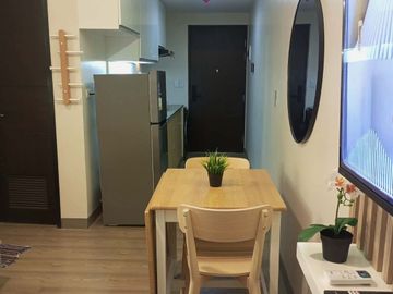 Studio Unit in VIon West Tower Magallanes Makati City