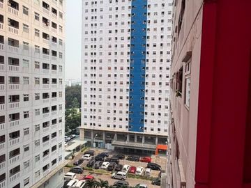 2 KAMAR FULL FURNISHED APARTEMEN GREEN PRAMUKA CITY TOWER BOUGENVILLE PERBULAN INCLUDE MAINTANCE