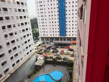 2 KAMAR FULL FURNISHED APARTEMEN GREEN PRAMUKA CITY TOWER BOUGENVILLE PERBULAN INCLUDE MAINTANCE