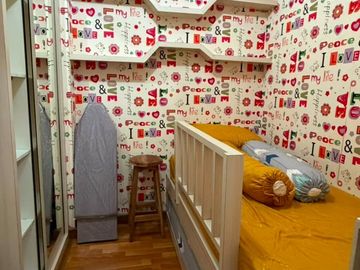 2 KAMAR FULL FURNISHED APARTEMEN GREEN PRAMUKA CITY TOWER BOUGENVILLE PERBULAN INCLUDE MAINTANCE