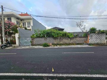 Tanah 293m2 jln Utama persada Kerobokan Badung Bali