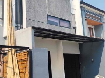 Rumah Townhouse di Lebak Bulus, Cilandak Jakarta Selatan