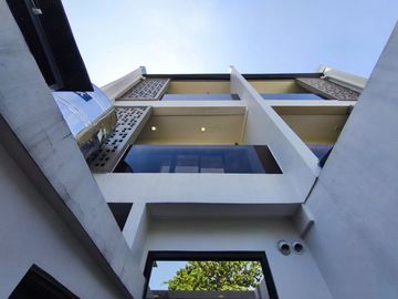 4 Bedrooms Duplex Two Storey House and Lot for Sale in Don Bosco Paranaque  - JB
