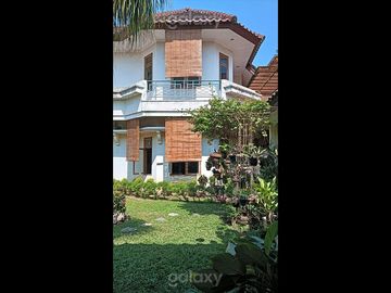 Rumah Mewah Siap Huni Dekat Area Ijen Malang Kota GMK04146