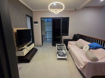 JUAL CEPAT RUMAH CARSON RAPI SUPER CANTIK DI GADING SERPONG