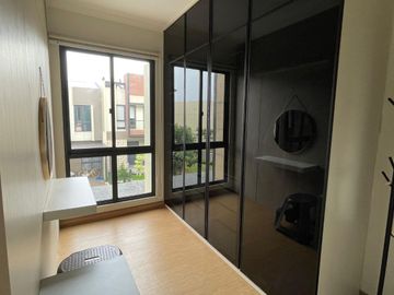 JUAL CEPAT RUMAH CARSON RAPI SUPER CANTIK DI GADING SERPONG