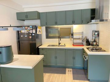 For Sale 4 Storey Preowned Modern Townhouse in New Zañiga, Mandaluyong City. KSA 25M