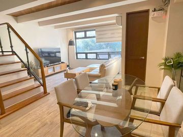 For Sale 4 Storey Preowned Modern Townhouse in New Zañiga, Mandaluyong City. KSA 25M
