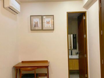 For Sale 4 Storey Preowned Modern Townhouse in New Zañiga, Mandaluyong City. KSA 25M