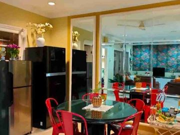Dijual Rumah Rapih 2 lantai full furnished di Rafles Hills Cibubur