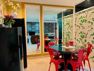 Dijual Rumah Rapih 2 lantai full furnished di Rafles Hills Cibubur