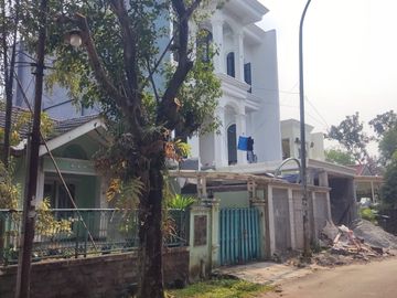 Dijual Rumah Standar di BSD Kencana Loka Sektor 12