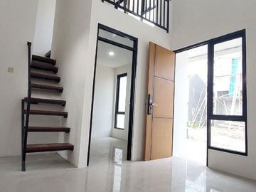 Rumah Atl Cipayung, Dekat Stasiun Kota Depok Lama, Murah Mewah, 2 LANTAI Baru New Dijual