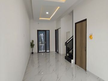 Rumah GTS Sawangan, Pinggir Jalan Raya, Mewah Murah, 2 LANTAI, Baru di Kota Depok Dijual