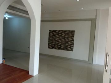 Dijual Rumah 2,5 lantai Pepabri Raya, Kunciran, Alam Sutera
