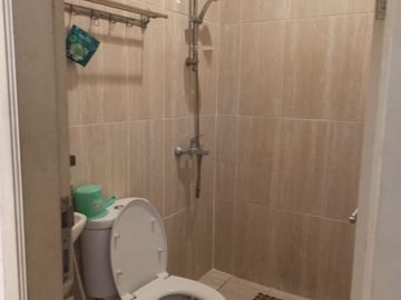 DISEWAKAN / DIJUAL RUMAH FURNISHED DI KAYUPUTIH JAKARTA TIMUR