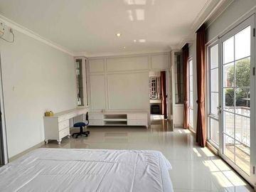 alicante gading serpong